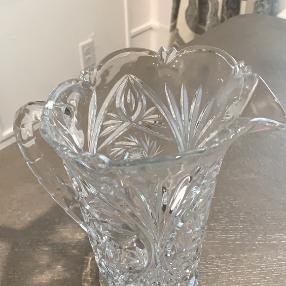 Edinburgh Lead Crystal Pitcher 48 oz. Hand-Cut - Picture 8 of 11